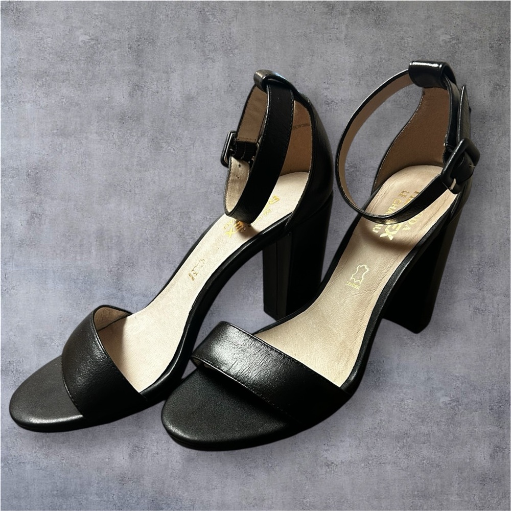 Le Chateau Black Ankle Strap Heels